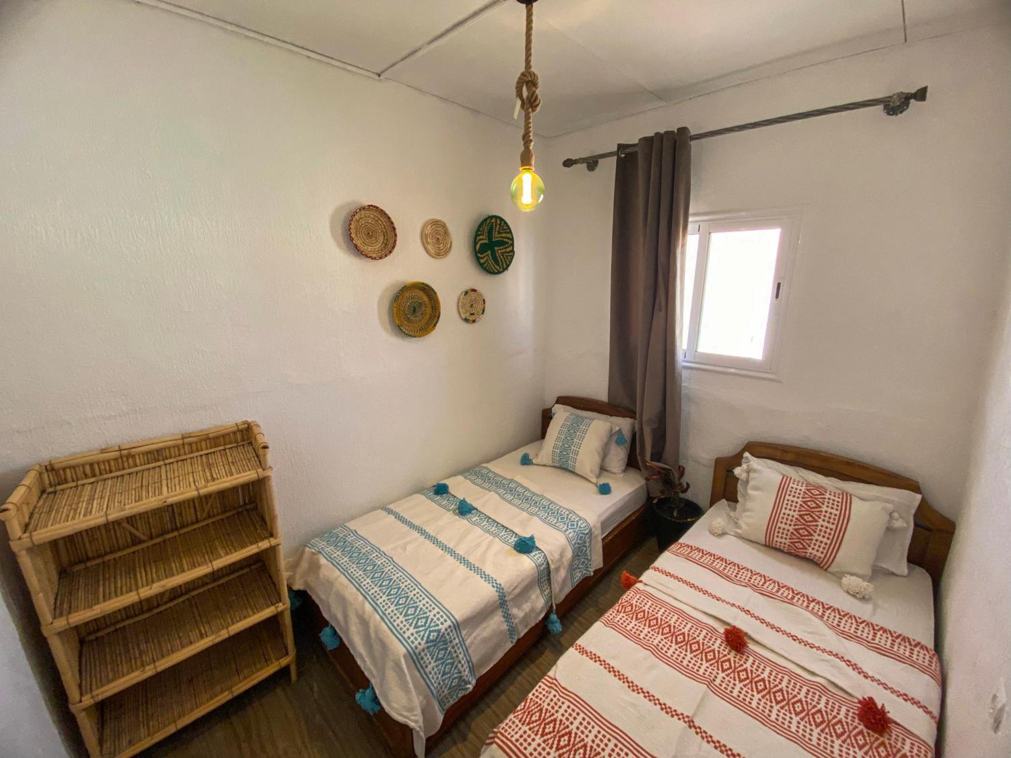 Amazigh Surf House Hotel อกาดีร์ ภายนอก รูปภาพ